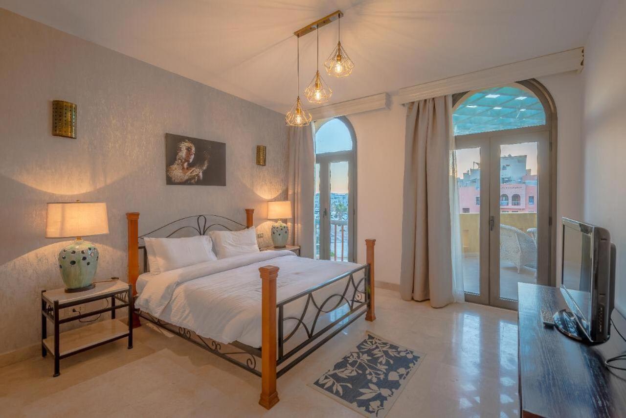 Heated Jacuzzi 2Br Apartment On Yacht View 洪加達 外观 照片