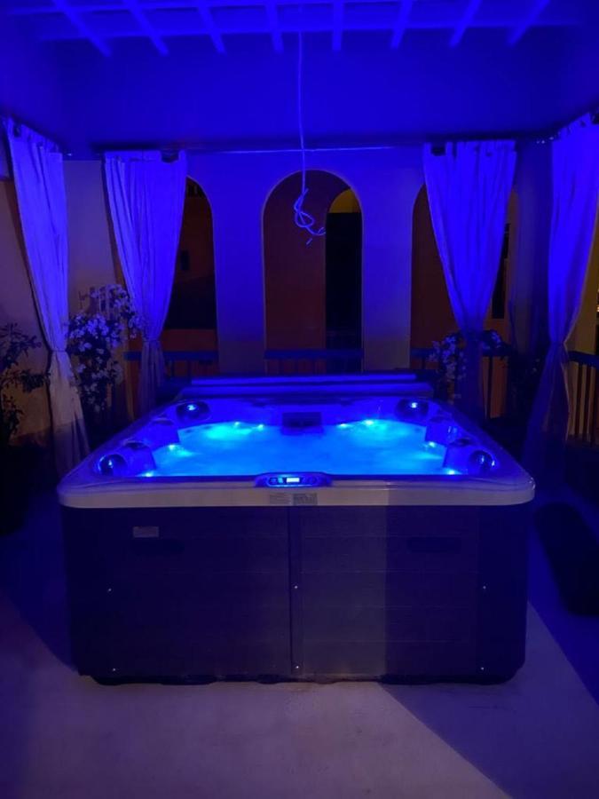 Heated Jacuzzi 2Br Apartment On Yacht View 洪加達 外观 照片