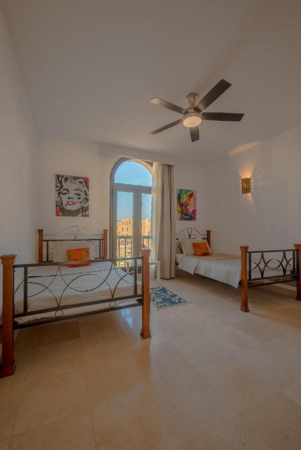 Heated Jacuzzi 2Br Apartment On Yacht View 洪加達 外观 照片