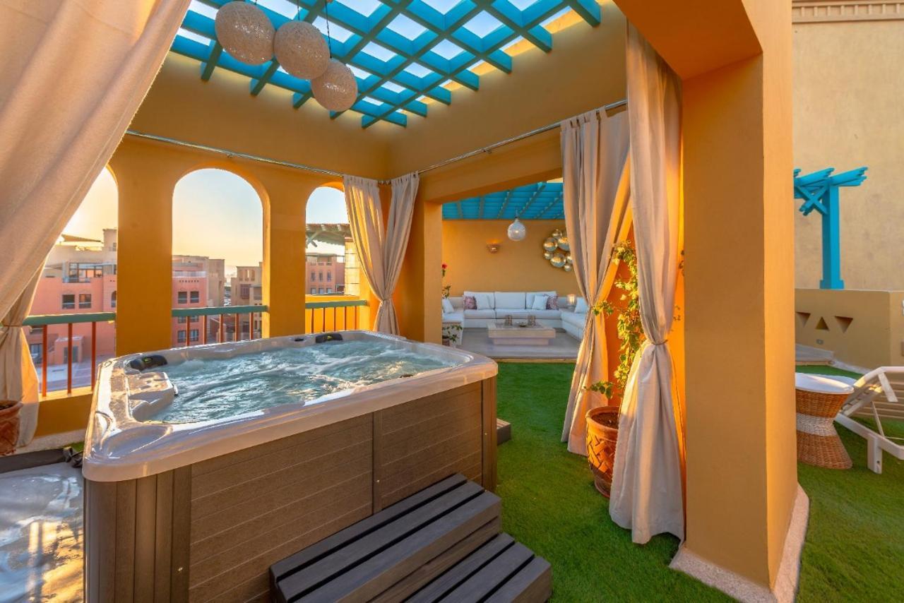 Heated Jacuzzi 2Br Apartment On Yacht View 洪加達 外观 照片